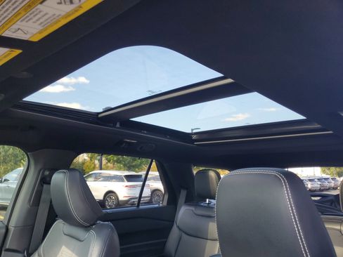 Used 2021 Ford Explorer ST w/ Equipment Group 401A image 11