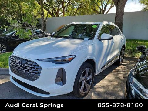 Certified 2025 Audi Q5 Premium w/ Premium Plus AWD/4WD image 2