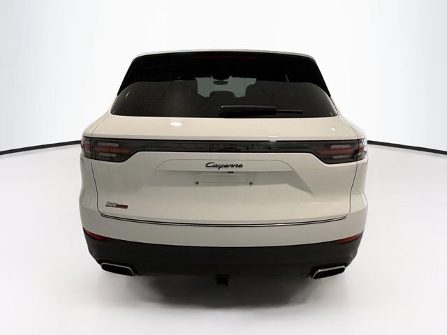 Used 2023 Porsche Cayenne Platinum Edition AWD/4WD image 5