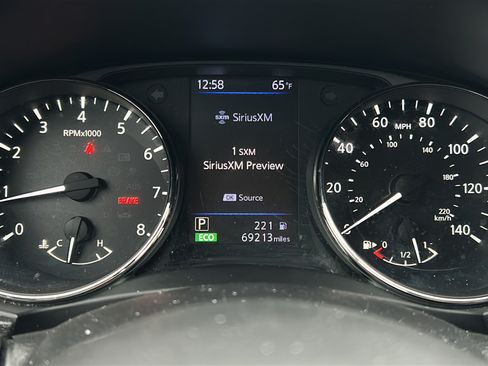 Used 2020 Nissan Rogue S FWD image 23