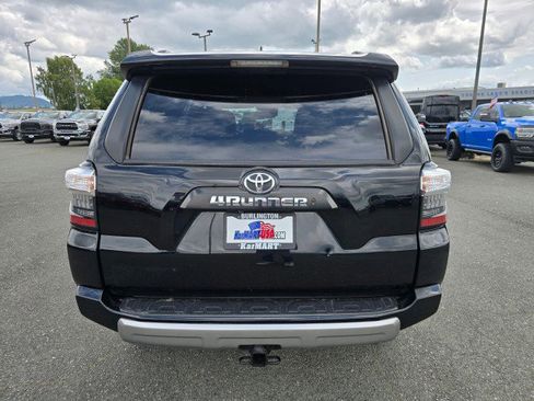 Used 2020 Toyota 4Runner TRD Off-Road Premium w/ Moonroof Package image 6