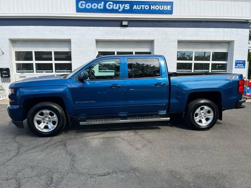 Used 2018 Chevrolet Silverado 1500 LT w/ All Star Edition AWD/4WD image 1
