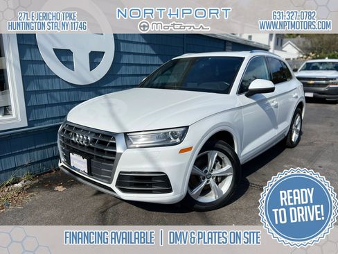 Used 2020 Audi Q5 2.0T Premium w/ Convenience Package image 1