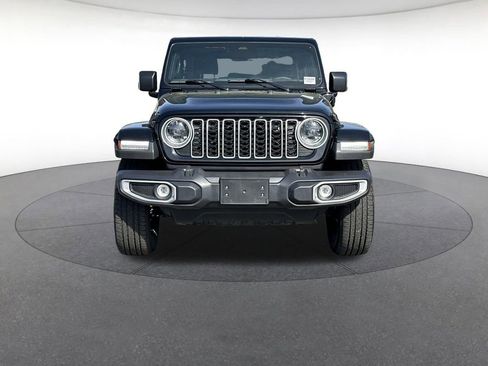 Certified 2025 Jeep Wrangler Unlimited Sahara AWD/4WD image 9