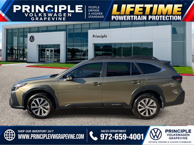 Used 2025 Subaru Outback Premium AWD/4WD image 5