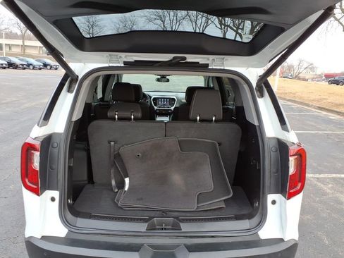 Used 2023 GMC Acadia SLE w/ Driver Convenience Package image 34