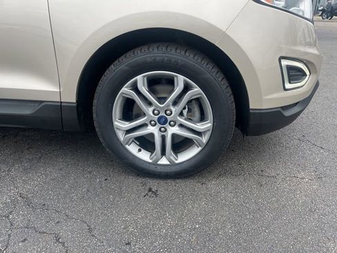 Used 2017 Ford Edge Titanium image 5