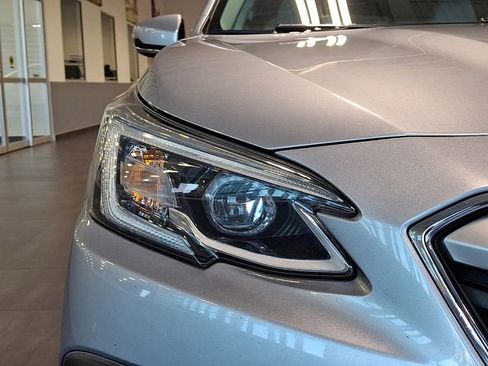 Used 2020 Subaru Outback Limited AWD/4WD image 8