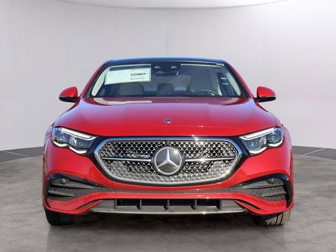 New 2026 Mercedes-Benz E 350 4MATIC Sedan image 2