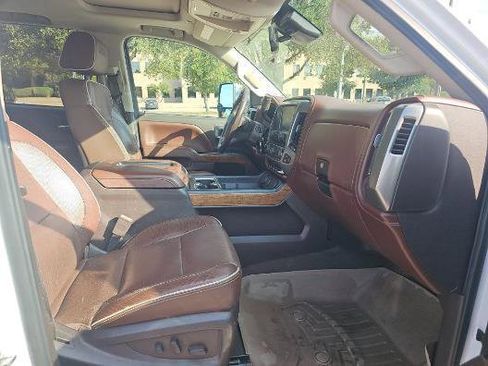 Used 2015 Chevrolet Silverado 3500 High Country w/ Duramax Plus Package image 7