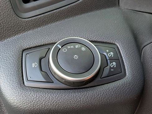 Used 2016 Ford Escape SE FWD image 12