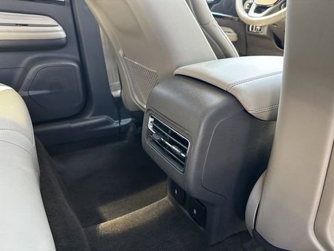 Certified 2023 Lincoln Corsair AWD w/ Equipment Group 101A image 39