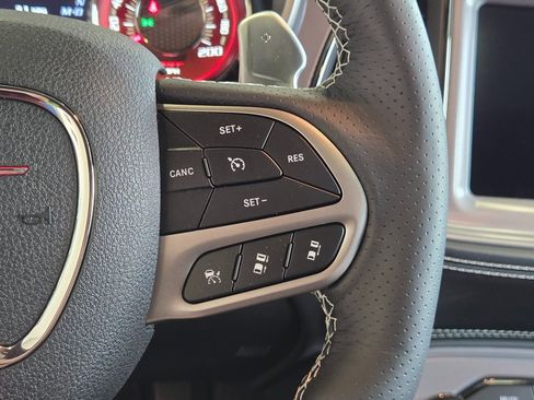 Used 2023 Dodge Challenger SRT Hellcat image 18
