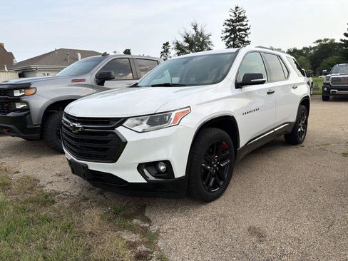 Used 2019 Chevrolet Traverse Premier w/ Redline Edition FWD image 1