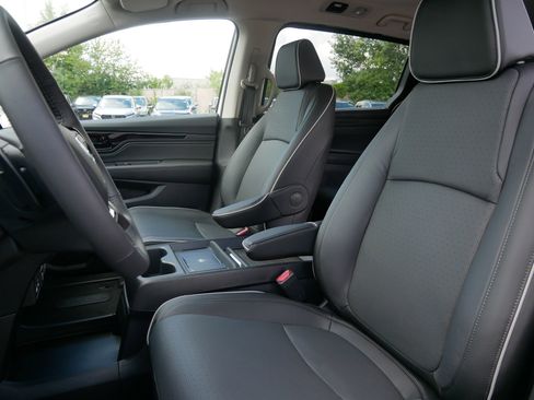 New 2026 Honda Odyssey Elite image 9