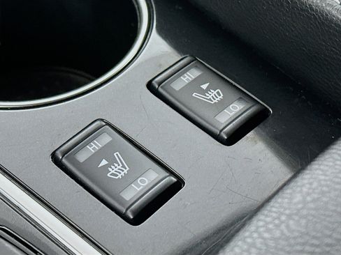 Used 2023 Nissan Maxima SV w/ Floor Mat Group FWD image 20