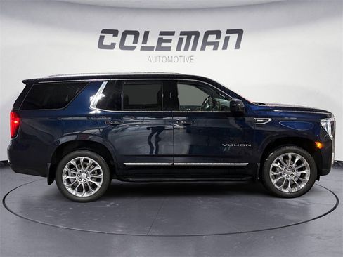 Used 2023 GMC Yukon SLT image 6