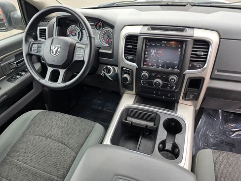 Used 2020 RAM 1500 Classic SLT w/ Luxury Group image 11