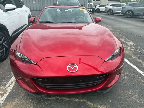 Used 2023 MAZDA MX-5 Miata Grand Touring RWD image 2