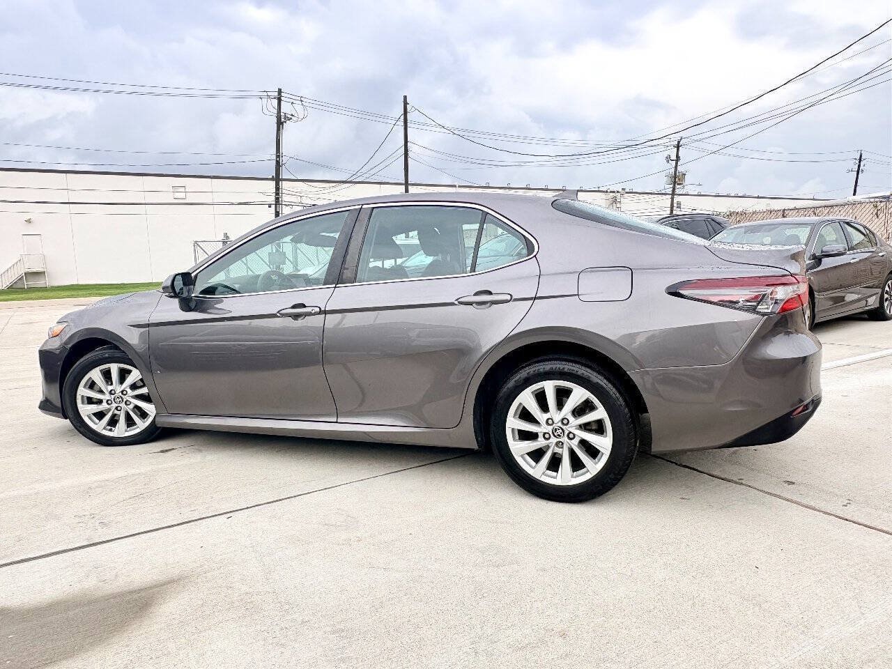 Used 2021 Toyota Camry LE w/ Cold Weather Package AWD/4WD image 7