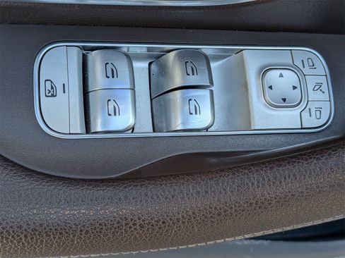 Used 2020 Mercedes-Benz GLS 450 4MATIC image 14