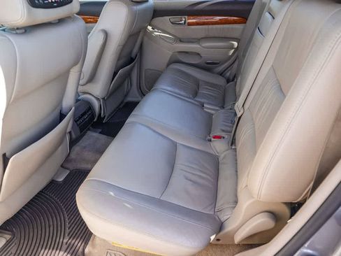 Used 2004 Lexus GX 470 AWD/4WD image 17