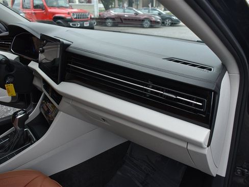 Used 2025 Volkswagen Jetta S FWD image 28