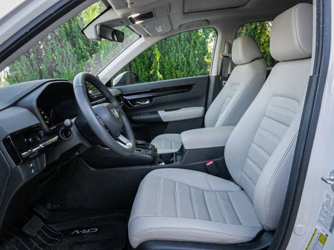 Used 2024 Honda CR-V EX-L image 7