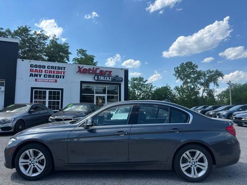 Used 2017 BMW 330i Sedan RWD image 1