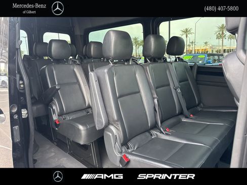 Used 2022 Mercedes-Benz Sprinter 2500 image 8