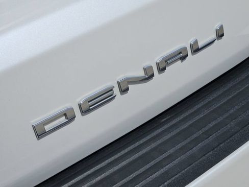 Used 2023 GMC Yukon XL Denali w/ LPO, Floor Liner Package AWD/4WD image 14