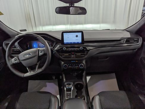 Used 2025 Ford Escape ST-Line Select w/ Class II Trailer Tow Package AWD/4WD image 12