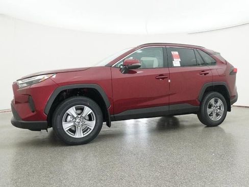New 2025 Toyota RAV4 XLE image 18