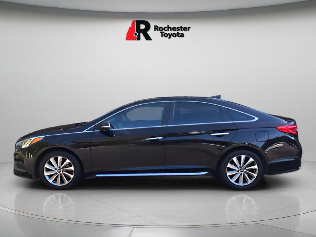 Used 2017 Hyundai Sonata Sport w/ Value Edition Package 02 FWD image 4