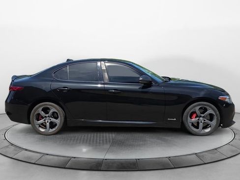 Used 2017 Alfa Romeo Giulia AWD w/ Sport Appearance Package image 6