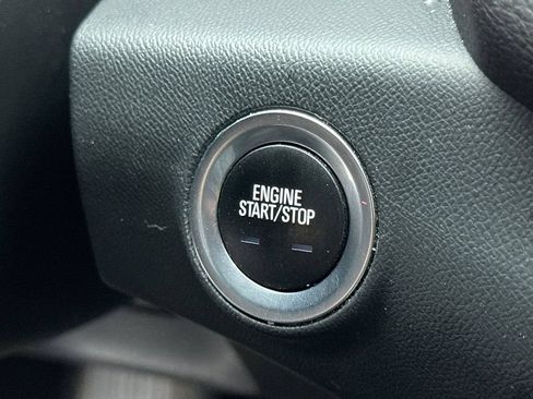 Used 2023 GMC Terrain SLE w/ Driver Convenience Package AWD/4WD image 19