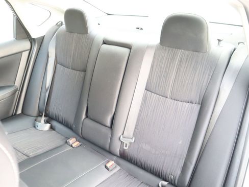 Used 2017 Nissan Sentra SV image 40