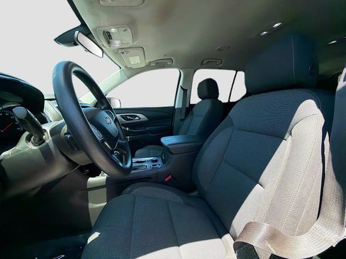 Used 2020 Chevrolet Traverse LS FWD image 12