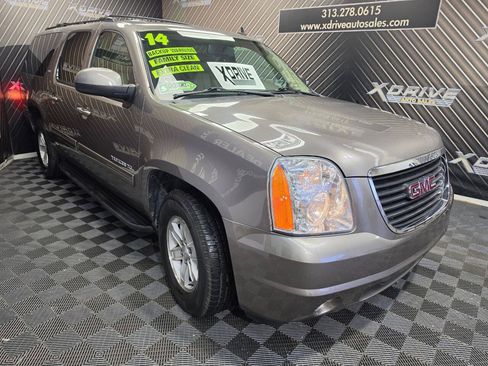 Used 2014 GMC Yukon XL SLT RWD image 5