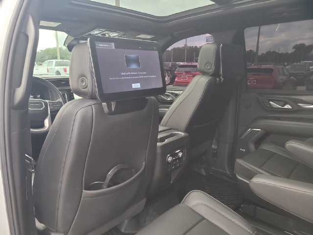 Used 2024 GMC Yukon Denali w/ Denali Reserve Package AWD/4WD image 15