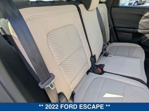 Used 2022 Ford Escape SE FWD image 22