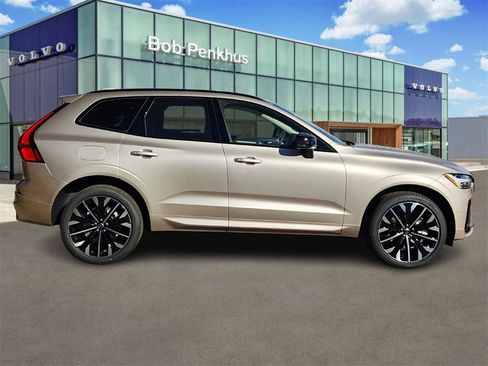New 2026 Volvo XC60 T8 Ultra w/ Protection Package Premier image 23