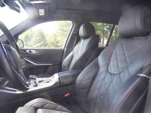 Used 2023 BMW X5 xDrive40i w/ Premium Package AWD/4WD image 17
