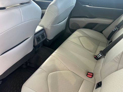 Used 2024 Toyota Camry XLE AWD/4WD image 15