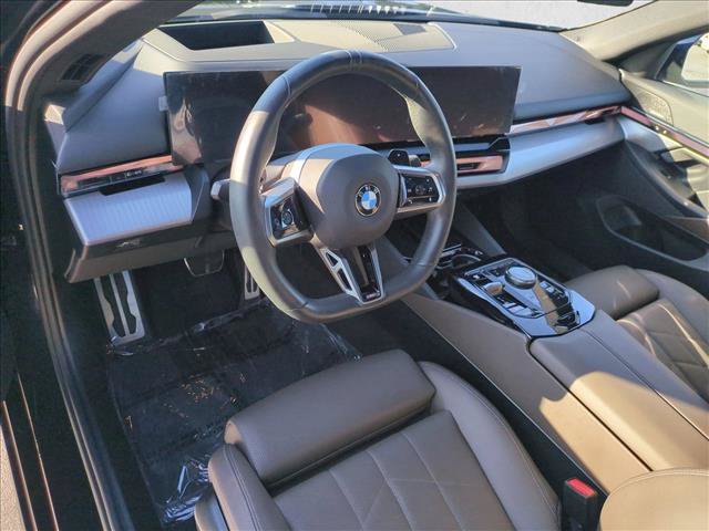 Certified 2024 BMW 540i xDrive w/ Premium Package AWD/4WD image 10