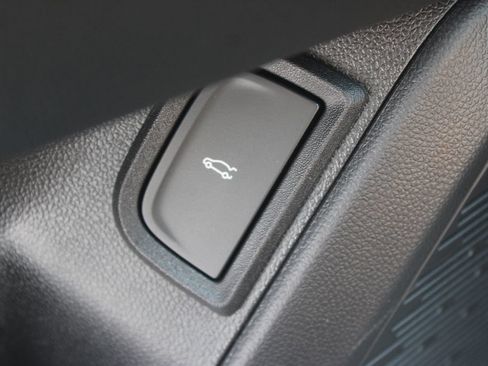New 2027 Chevrolet Equinox RS w/ Convenience Package III AWD/4WD image 47