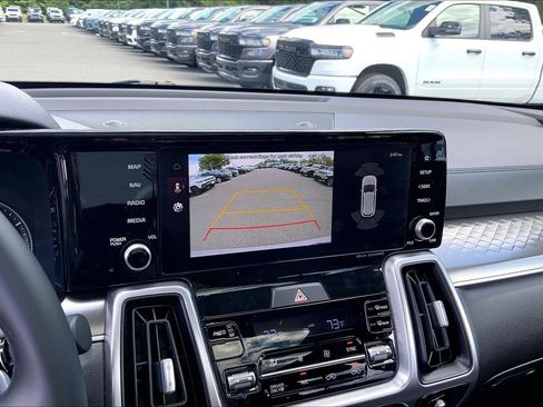 Used 2023 Kia Sorento EX w/ Panoramic Sunroof Package AWD/4WD image 28