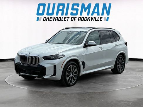 Used 2024 BMW X5 xDrive50e w/ M Sport Package AWD/4WD image 2
