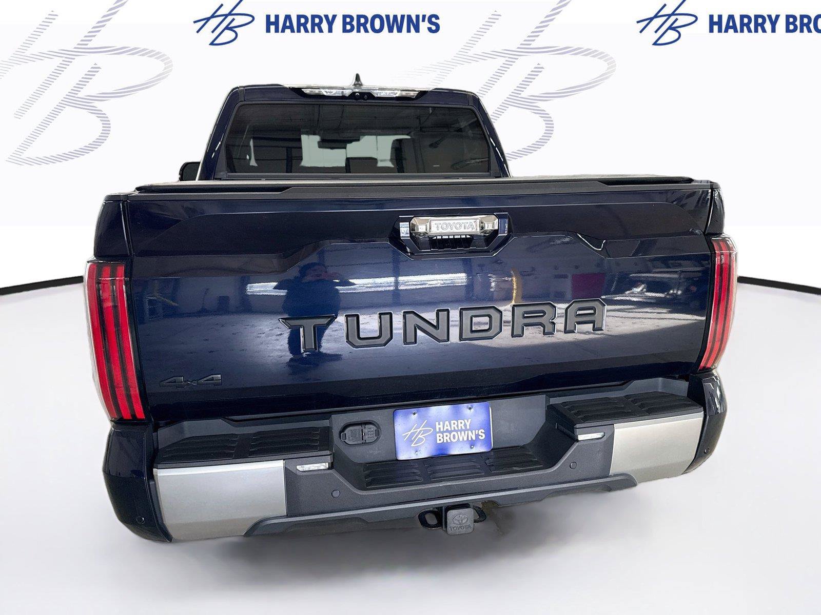 Used 2024 Toyota Tundra Limited AWD/4WD image 9