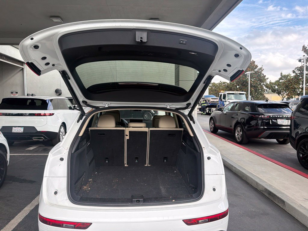 Used 2023 Audi Q5 2.0T Premium Plus w/ Premium Plus Package AWD/4WD image 16
